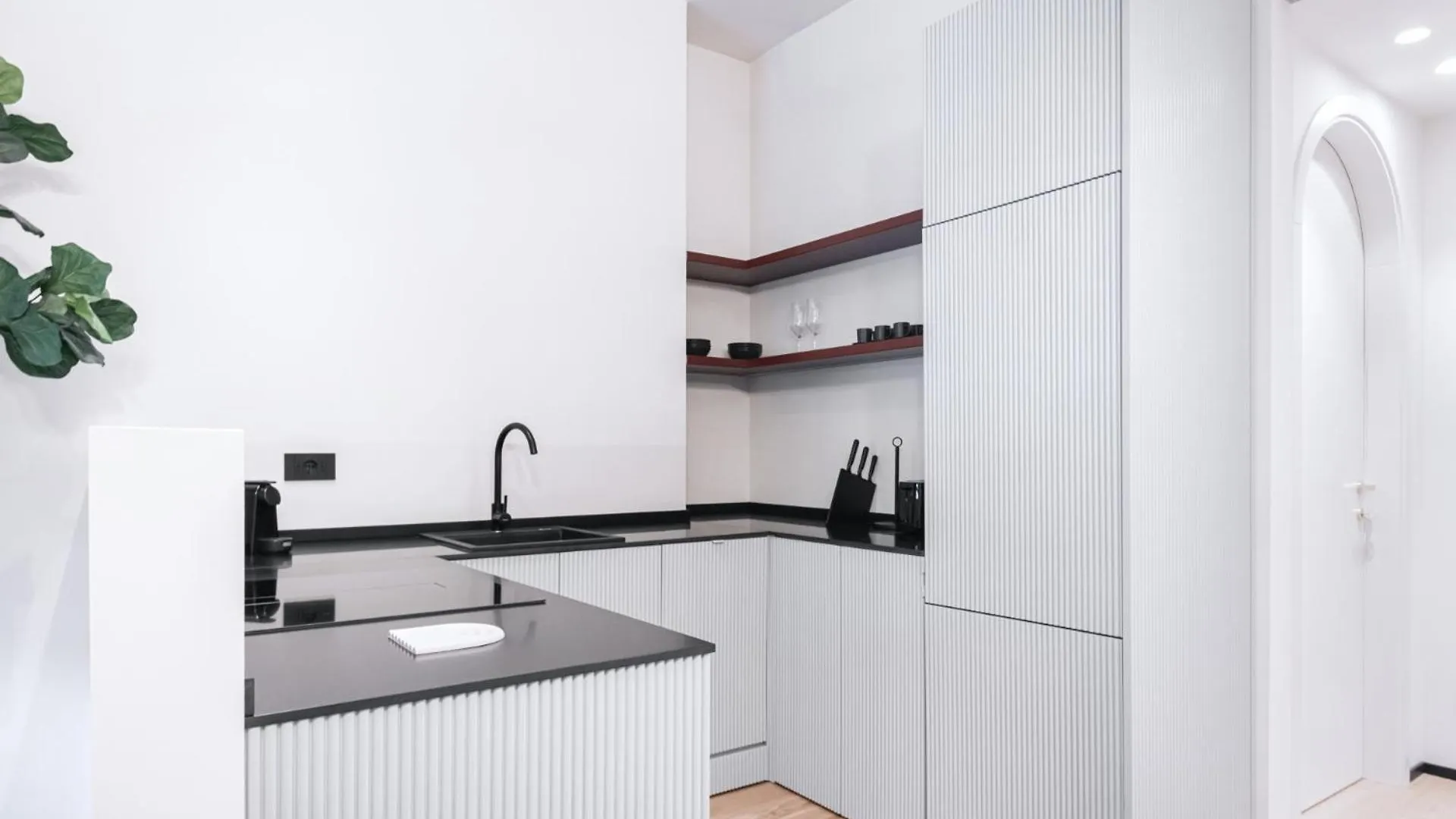 Easylife-Raffinato Appartamento A Passi Dal Duomo Milan