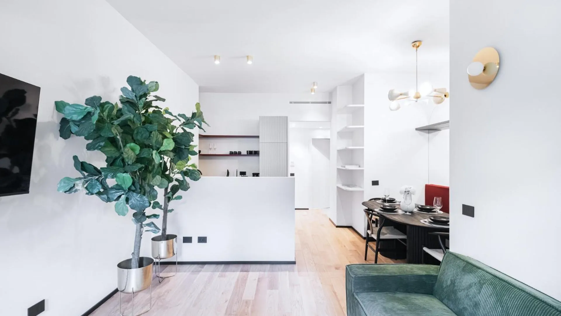 Apartment Easylife-Raffinato Appartamento A Passi Dal Duomo Milan