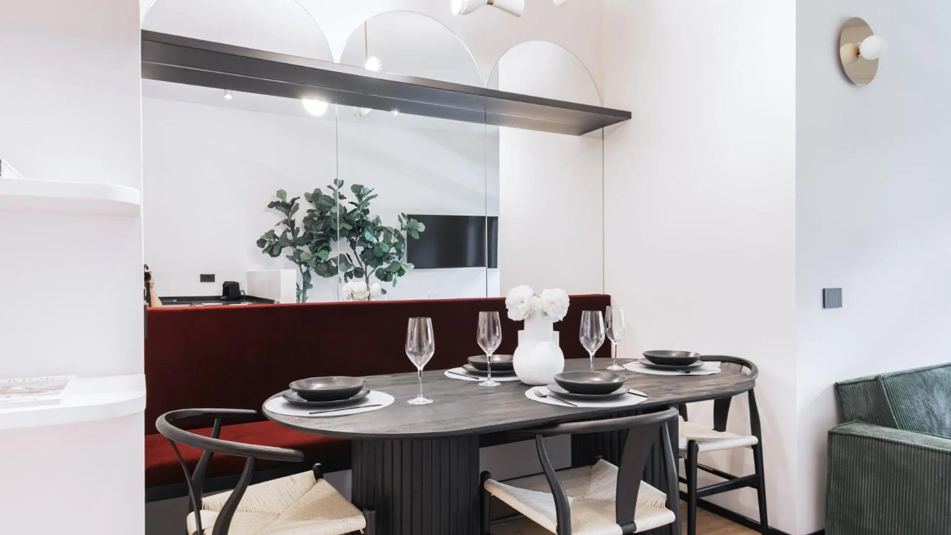 Easylife-Raffinato Appartamento A Passi Dal Duomo Milan Italy